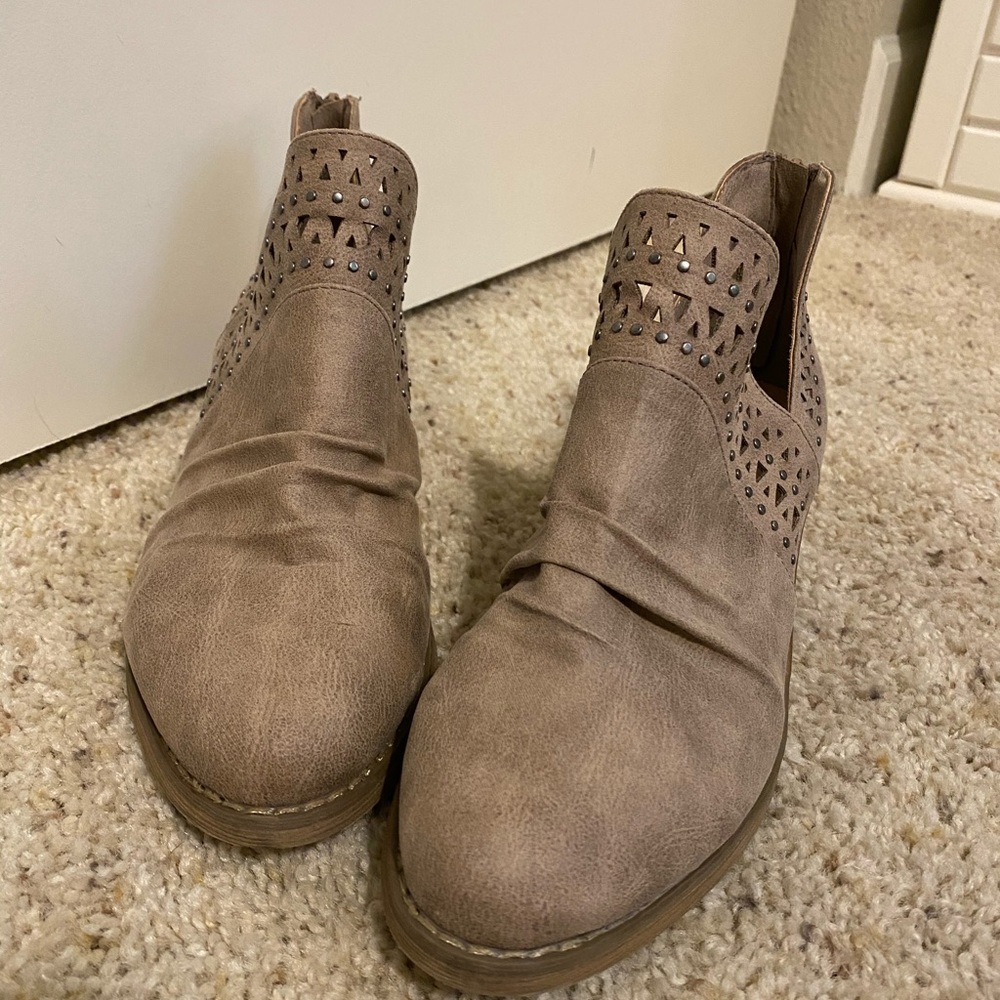 Report Booties - Picture 2 of 6